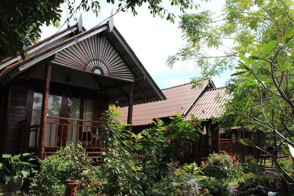Lanta Happy Hill Hotel Koh Lanta Bagian luar foto