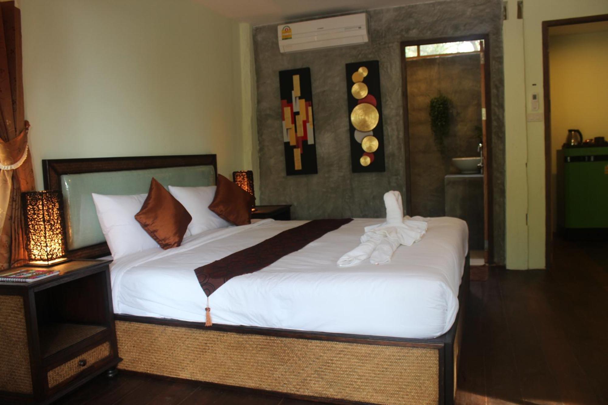 Lanta Happy Hill Hotel Koh Lanta Bagian luar foto