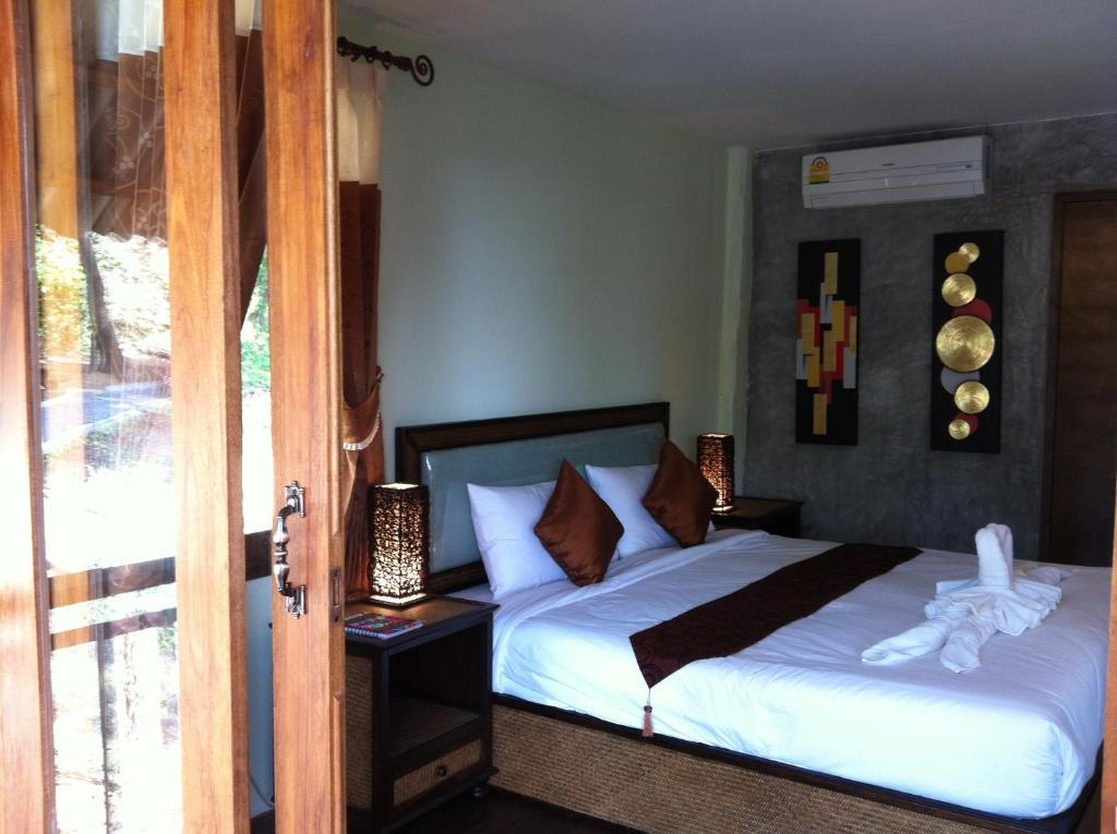 Lanta Happy Hill Hotel Koh Lanta Ruang foto