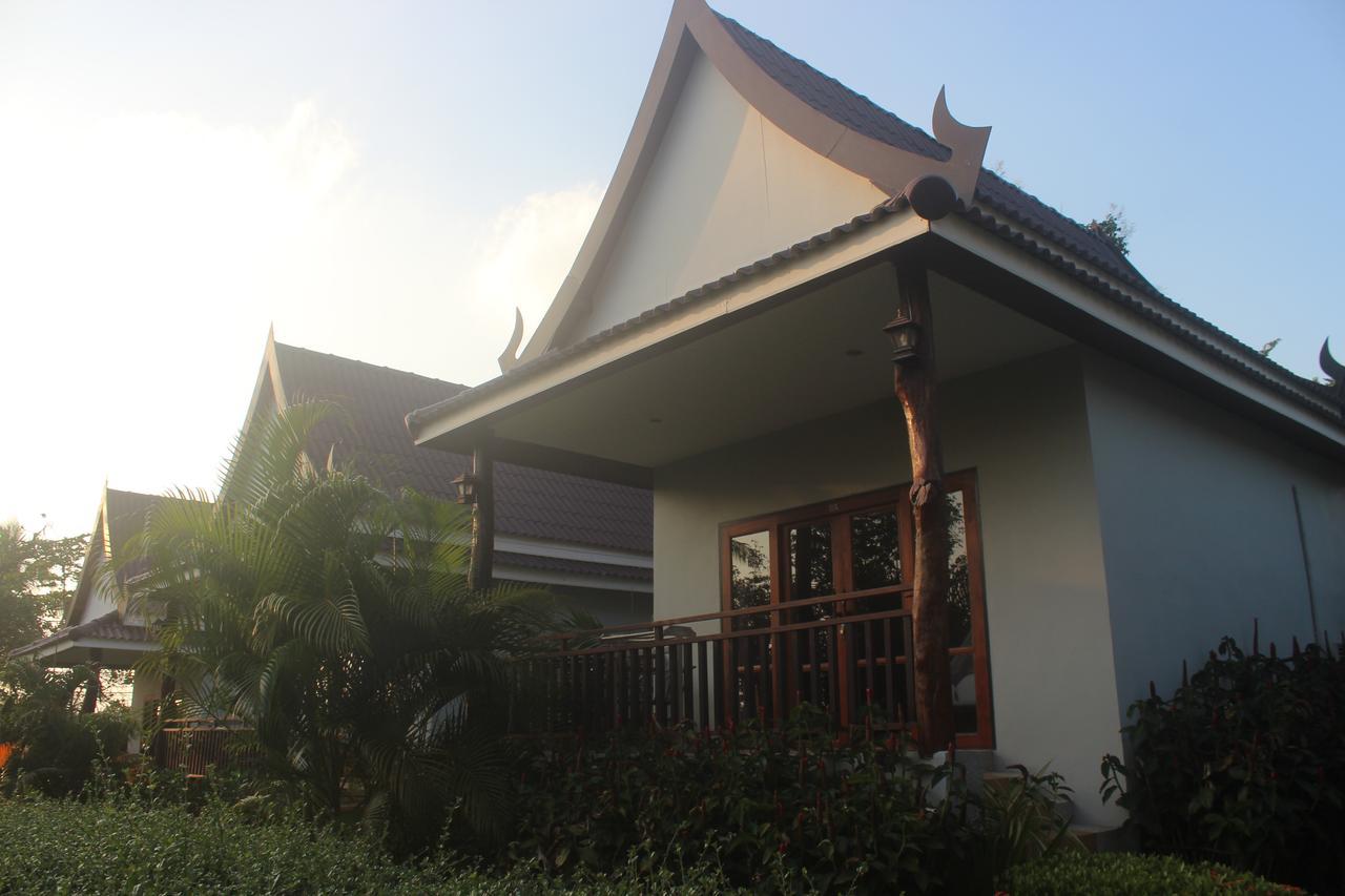 Lanta Happy Hill Hotel Koh Lanta Bagian luar foto