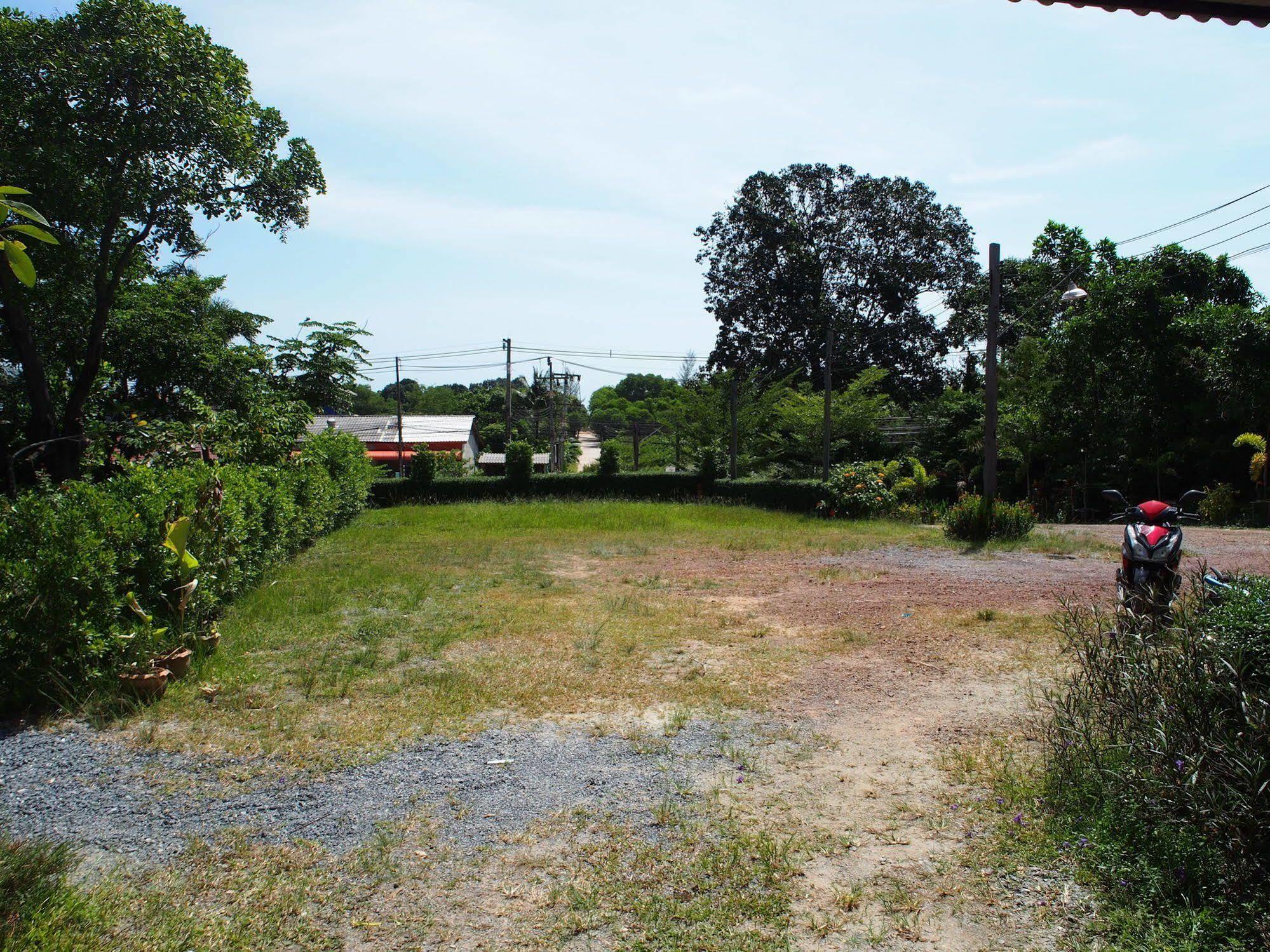 Lanta Happy Hill Hotel Koh Lanta Bagian luar foto