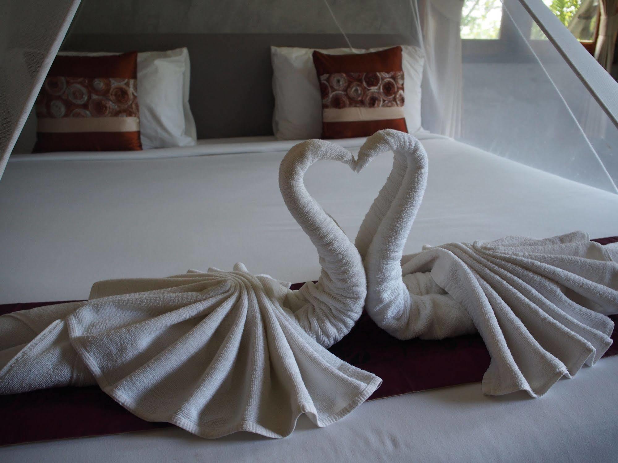 Lanta Happy Hill Hotel Koh Lanta Bagian luar foto