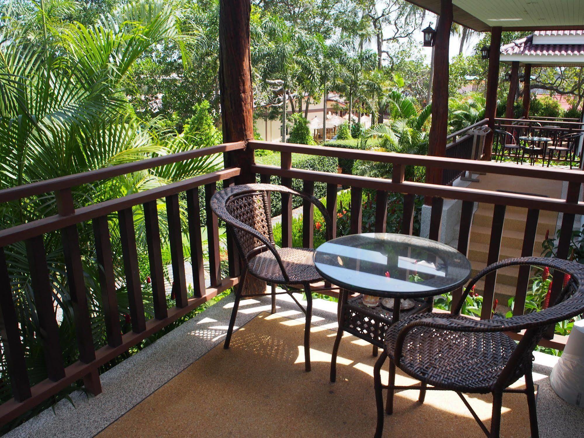 Lanta Happy Hill Hotel Koh Lanta Bagian luar foto