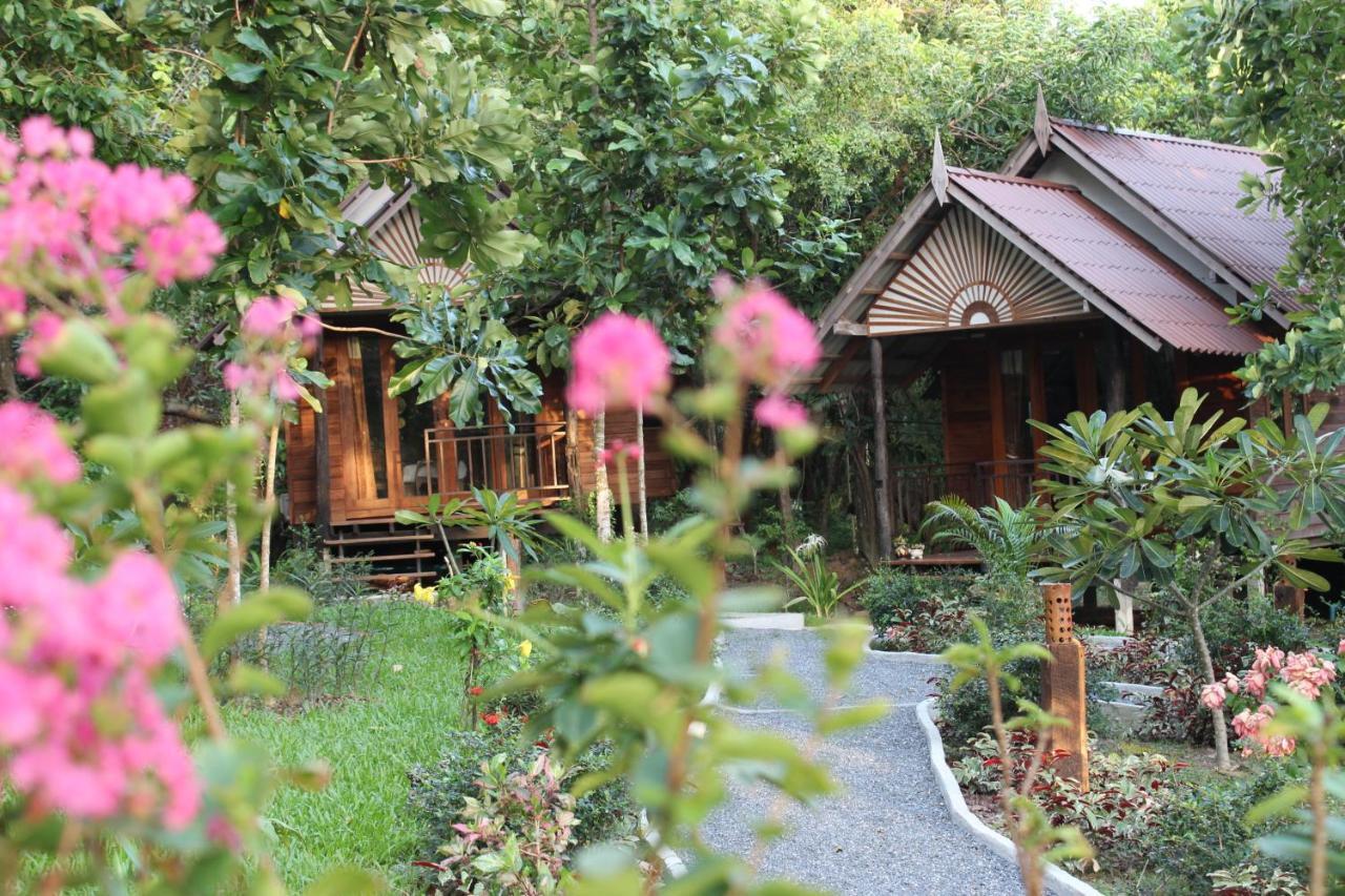Lanta Happy Hill Hotel Koh Lanta Bagian luar foto